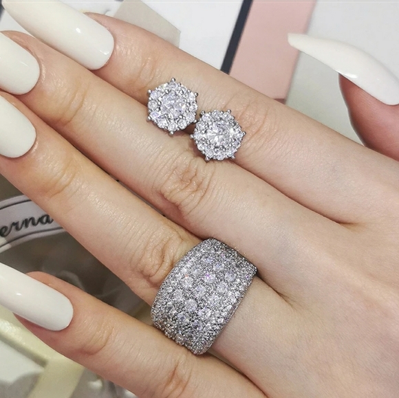 FINAL SALE 🎉Host pic🎉Luxury 925 Silver White Sapphire Earring and Ring - Picture 1 of 5